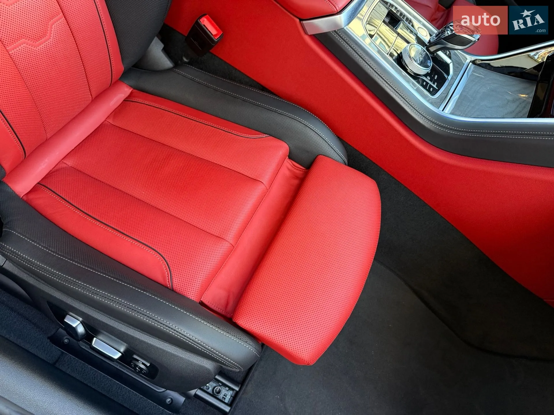 2019 BMW 8er - мініатюра 12