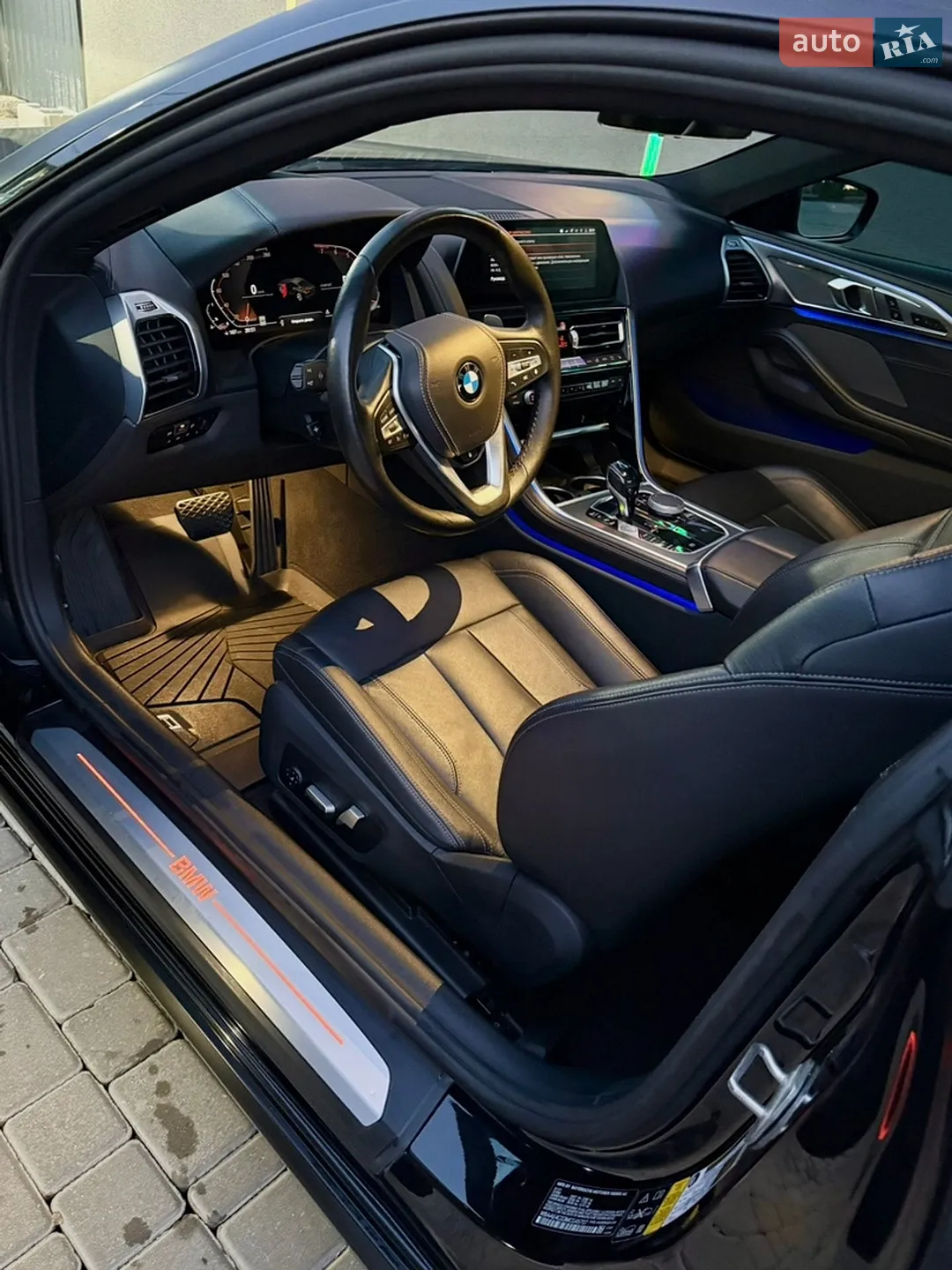 2021 BMW 8er - мініатюра 13