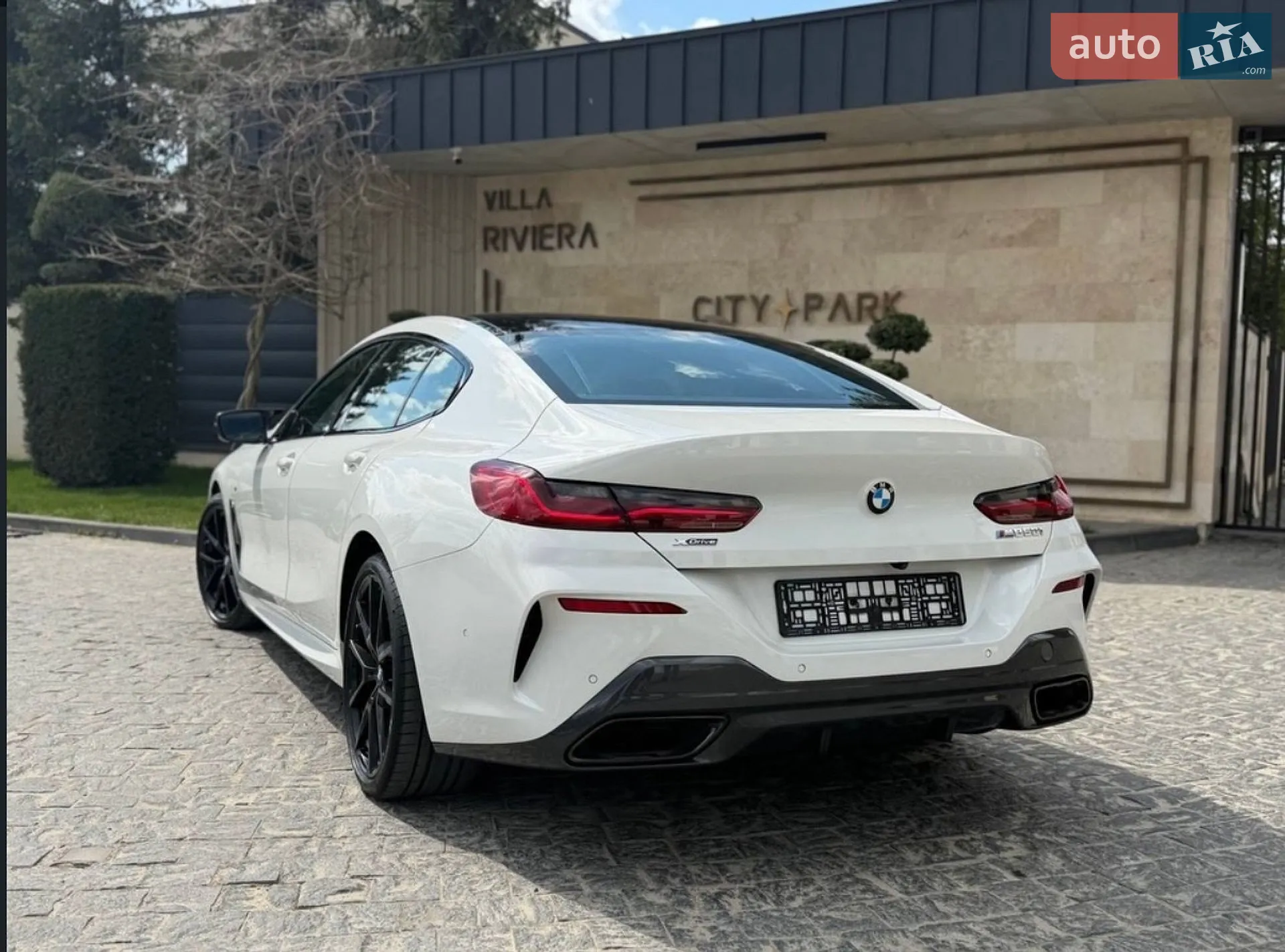 2022 BMW 8er - мініатюра 6
