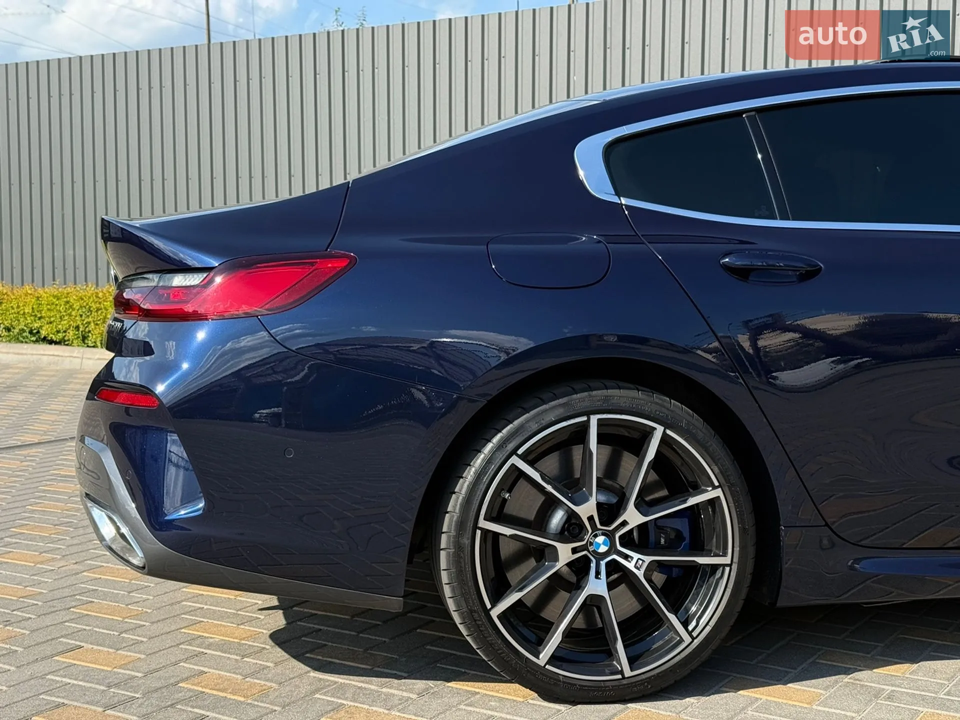 2020 BMW 8er - мініатюра 15