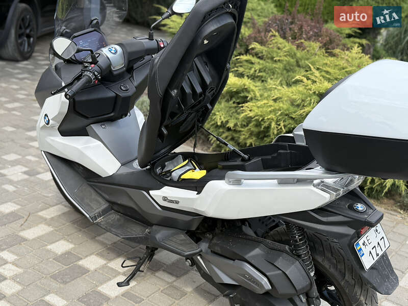 Макси-скутер BMW C 400GT 2022 в Днепре фото 7 Макси-скутер BMW C 400GT 2022 в Днепре