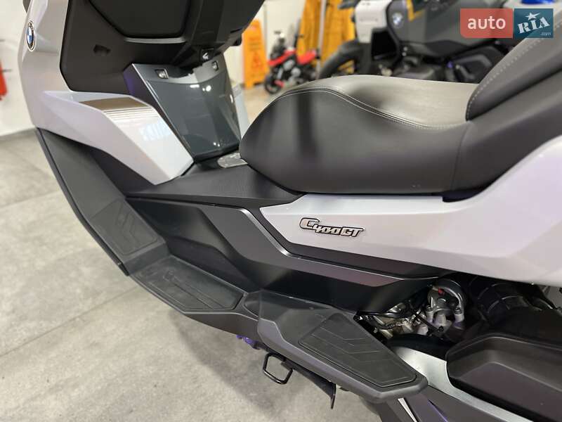 Максі-скутер BMW C 400GT 2024 в Києві фото 21 Максі-скутер BMW C 400GT 2024 в Києві