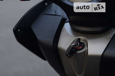 Макси-скутер BMW C 650GT 2012 в 