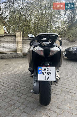 Максі-скутер BMW C 650GT 2013 в 
