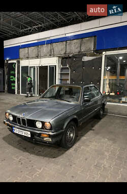 Седан BMW E3 1968 в Києві
