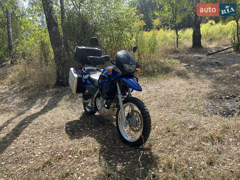 Мотоцикл Многоцелевой (All-round) BMW F 650 2000 в Сумах