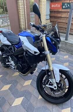 Мотоцикл Спорт-туризм BMW F 800R 2015 в 