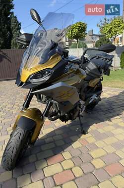 Мотоцикл Спорт-туризм BMW F 900 XR 2020 в 