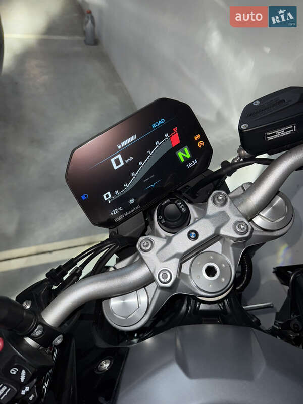 Мотоцикл Без обтікачів (Naked bike) BMW F 900R 2023 в Києві