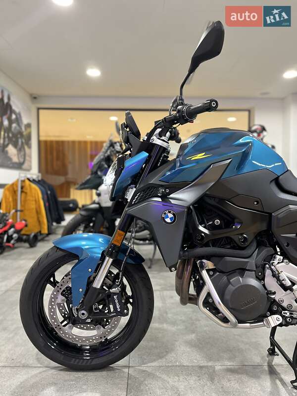 Мотоцикл Без обтікачів (Naked bike) BMW F 900R 2025 в Києві фото 8 Мотоцикл Без обтікачів (Naked bike) BMW F 900R 2025 в Києві
