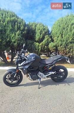 Мотоцикл Без обтекателей (Naked bike) BMW F 900R 2025 в 