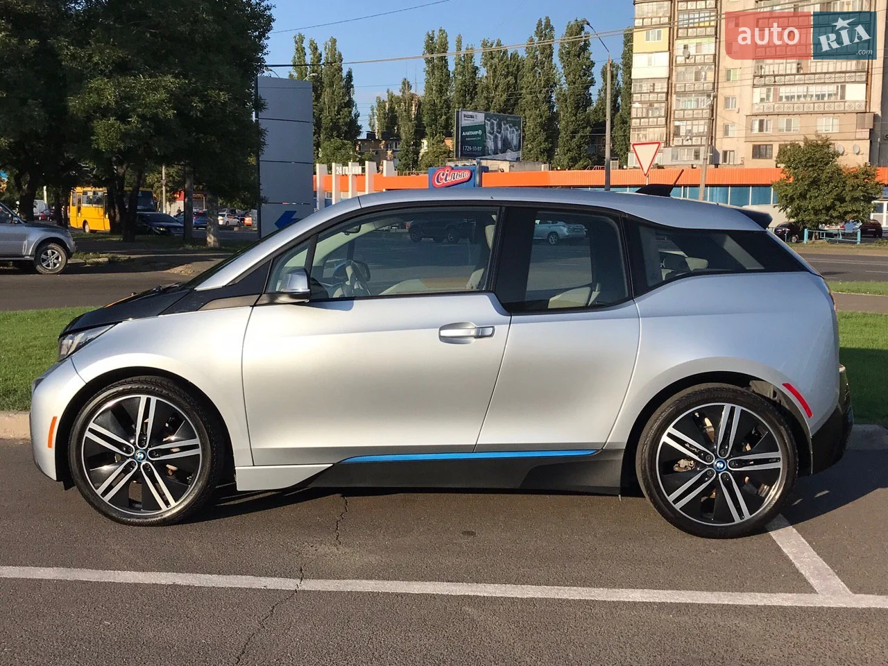 2015 BMW i3 - мініатюра 11