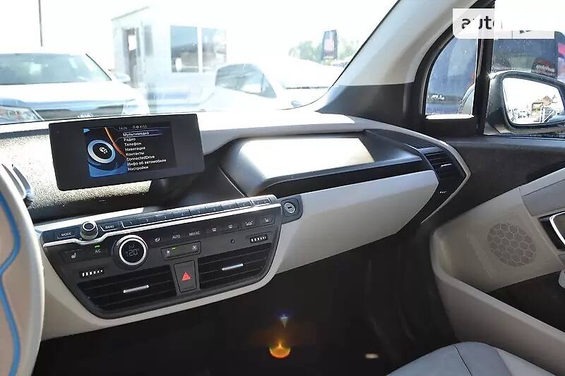 Хэтчбек BMW I3 2015 в Львове