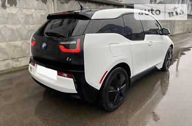 Хетчбек BMW I3 2015 в 