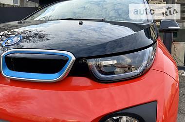 Хетчбек BMW I3 2015 в 