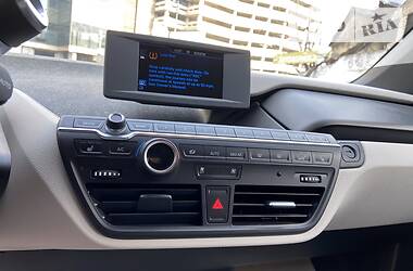 Хетчбек BMW I3 2015 в 