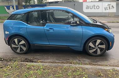 Хетчбек BMW I3 2017 в 