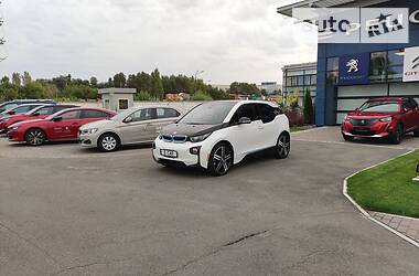 Седан BMW I3 2016 в Киеве
