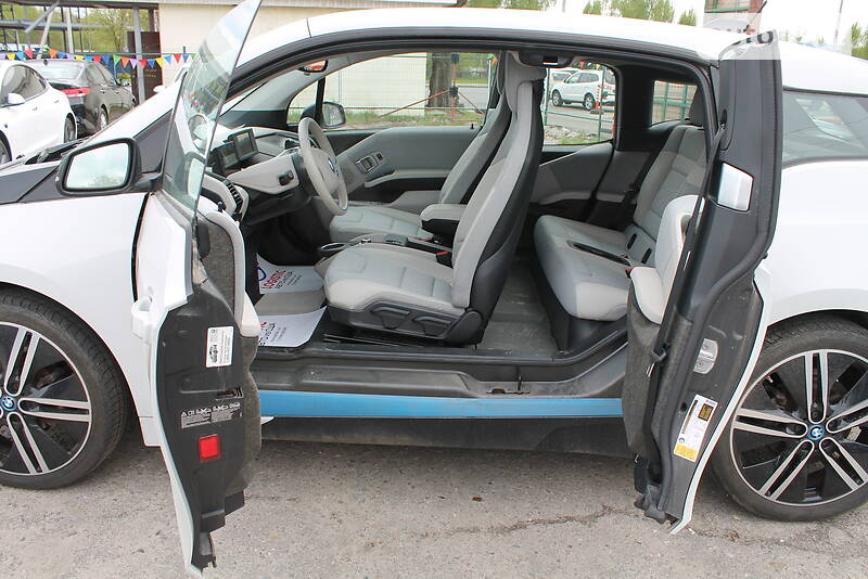 Хэтчбек BMW I3 2015 в Харькове