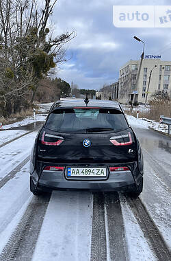 Седан BMW I3 2017 в Киеве