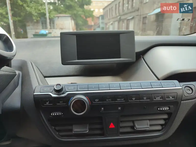 Хетчбек BMW I3 2018 в 