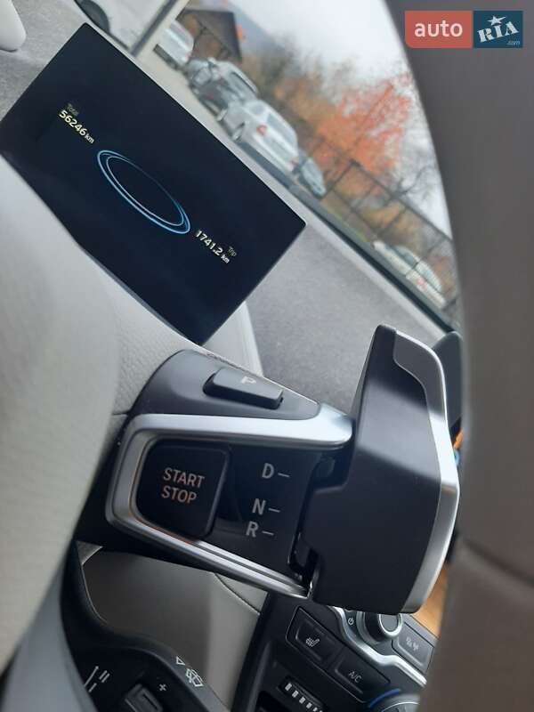 Хэтчбек BMW I3 2015 в Сваляве