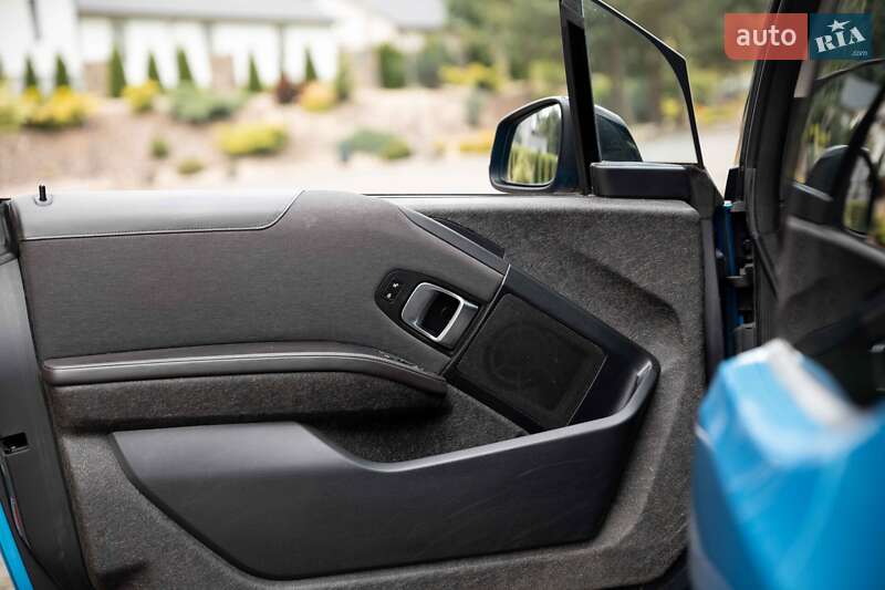 Хетчбек BMW I3 2016 в Самборі