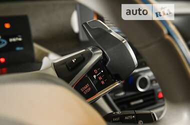 Хетчбек BMW I3 2015 в 