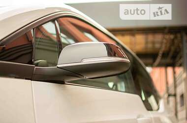 Хэтчбек BMW I3 2017 в 