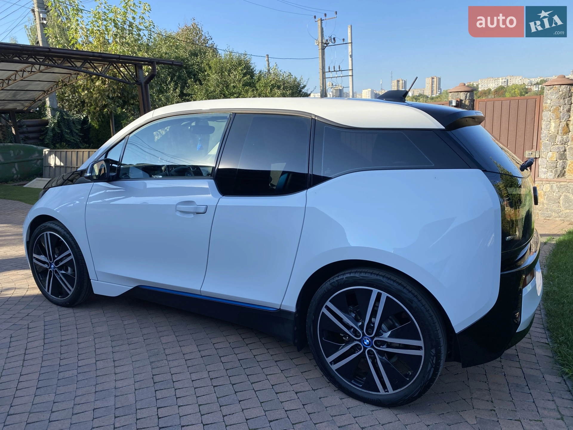 2017 BMW i3 - мініатюра 13
