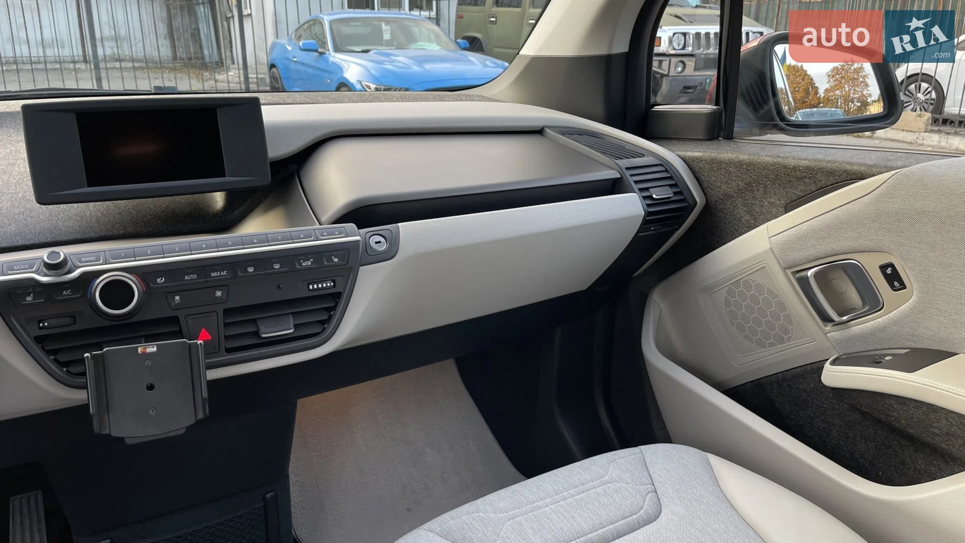 2015 BMW i3 - мініатюра 18