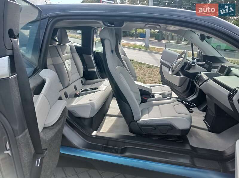 Хэтчбек BMW I3 2015 в Житомире