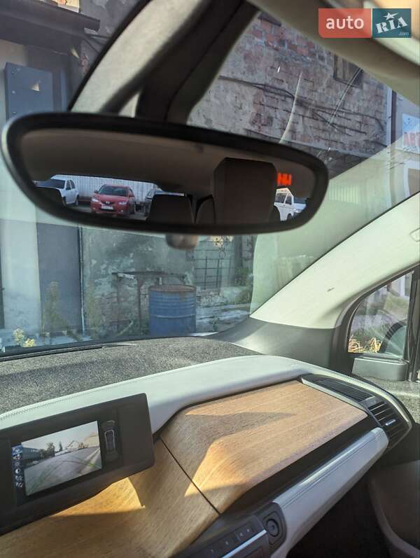 Хетчбек BMW I3 2015 в Чернівцях