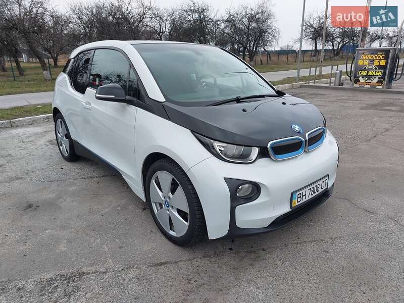 Хэтчбек BMW I3 2015 в Киеве