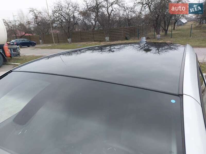 Хэтчбек BMW I3 2015 в Киеве