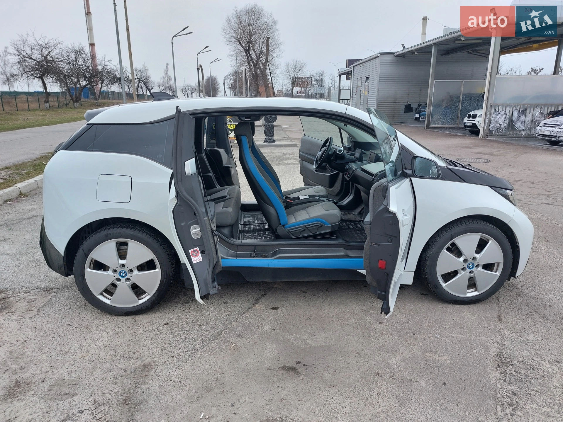 2015 BMW i3 - мініатюра 29