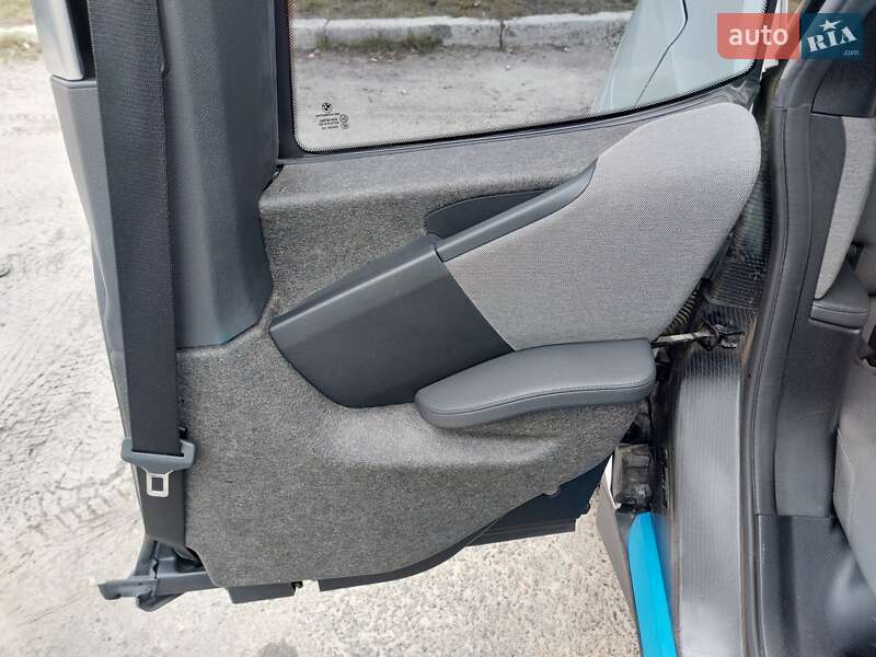 Хэтчбек BMW I3 2015 в Киеве