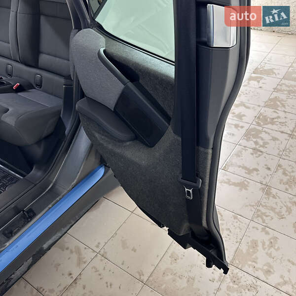 Хэтчбек BMW I3 2015 в Львове