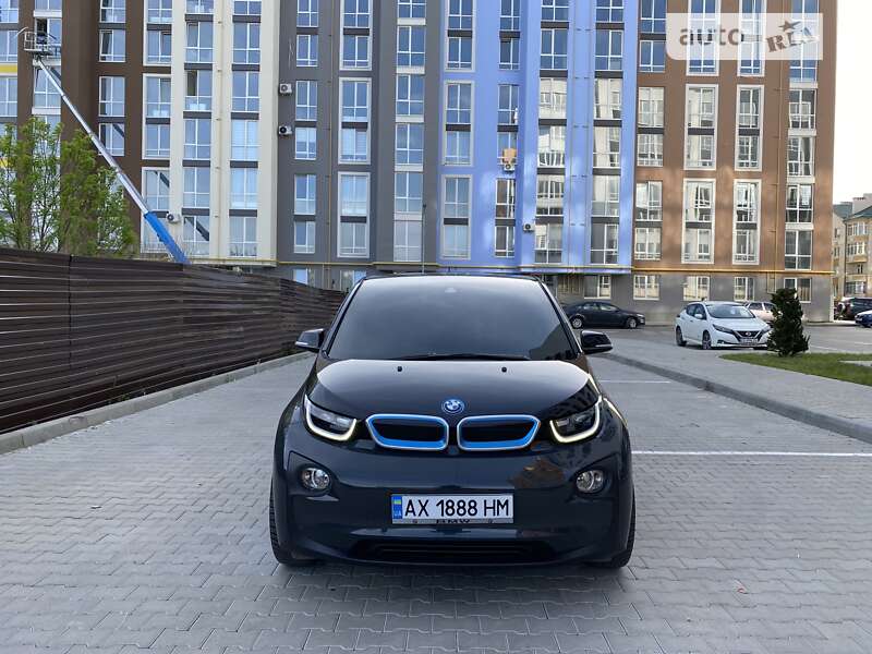 Хэтчбек BMW I3 2015 в Черновцах