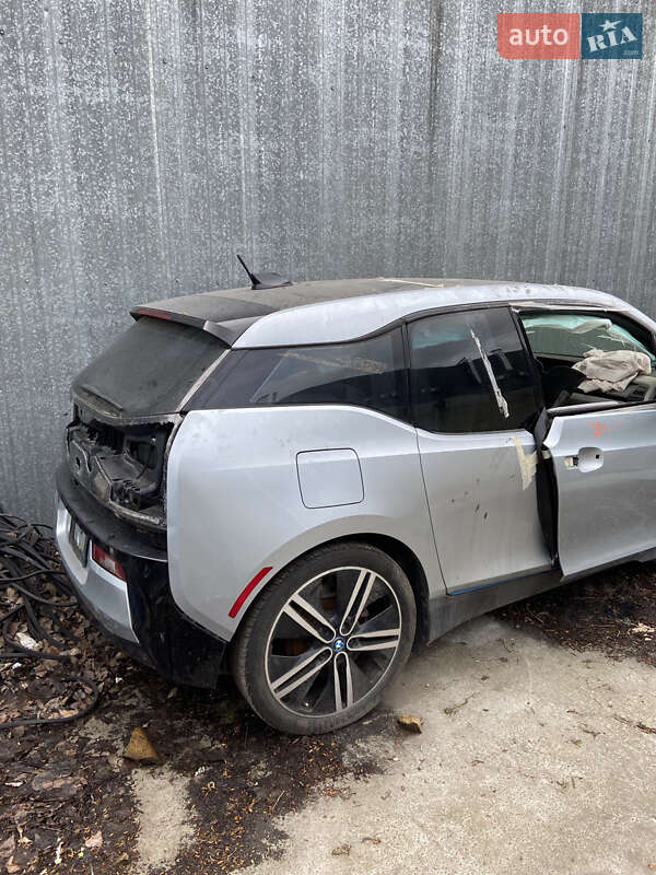 Хэтчбек BMW I3 2015 в Киеве