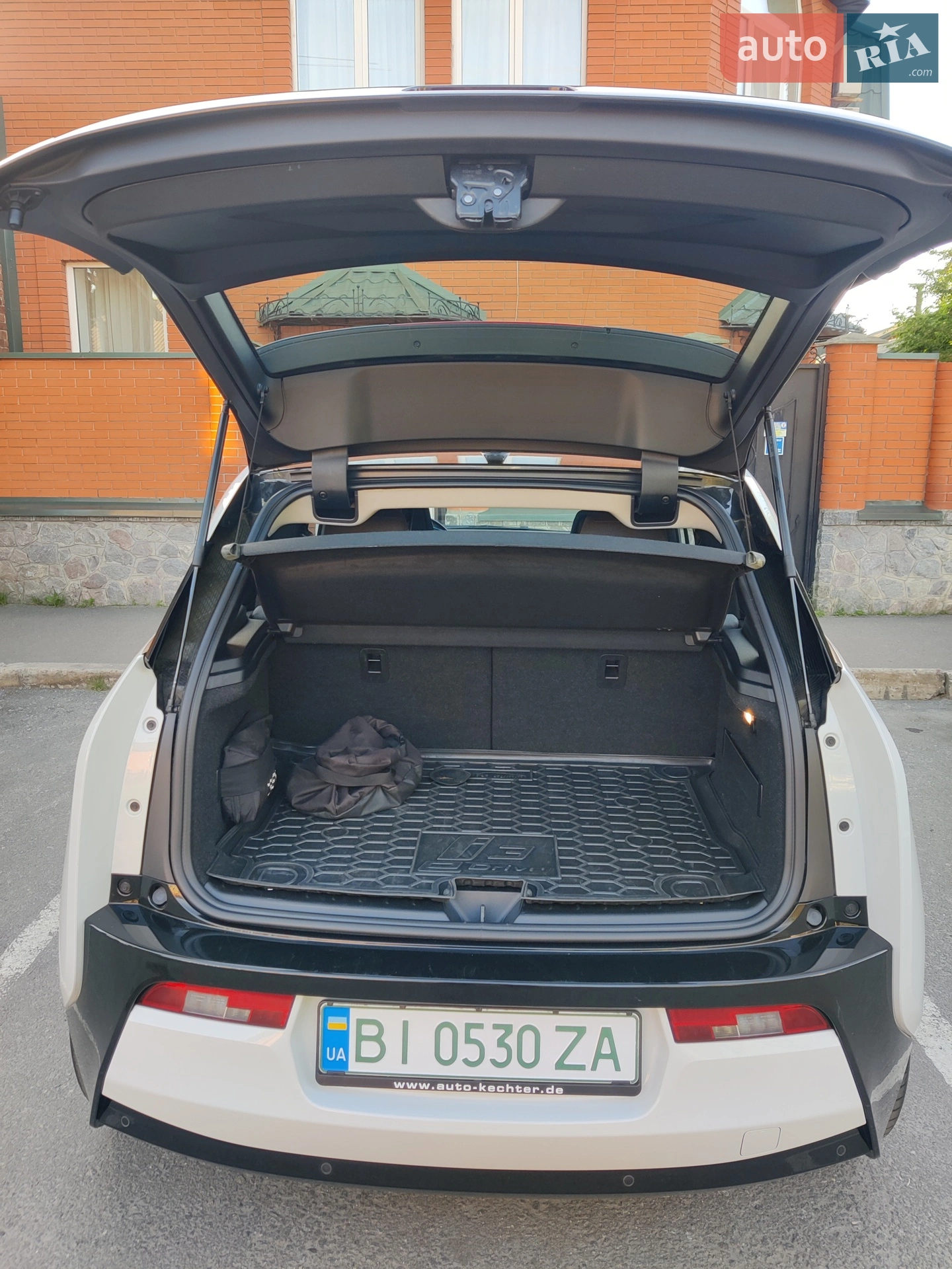 2017 BMW i3 - мініатюра 7
