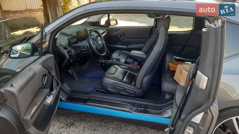 Хэтчбек BMW I3 2017 в Кременчуге