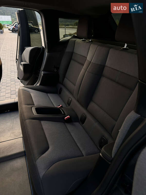 Хэтчбек BMW I3 2020 в Хусте
