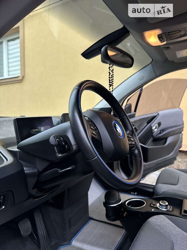 Хэтчбек BMW I3 2015 в Львове фото 12 Хэтчбек BMW I3 2015 в Львове