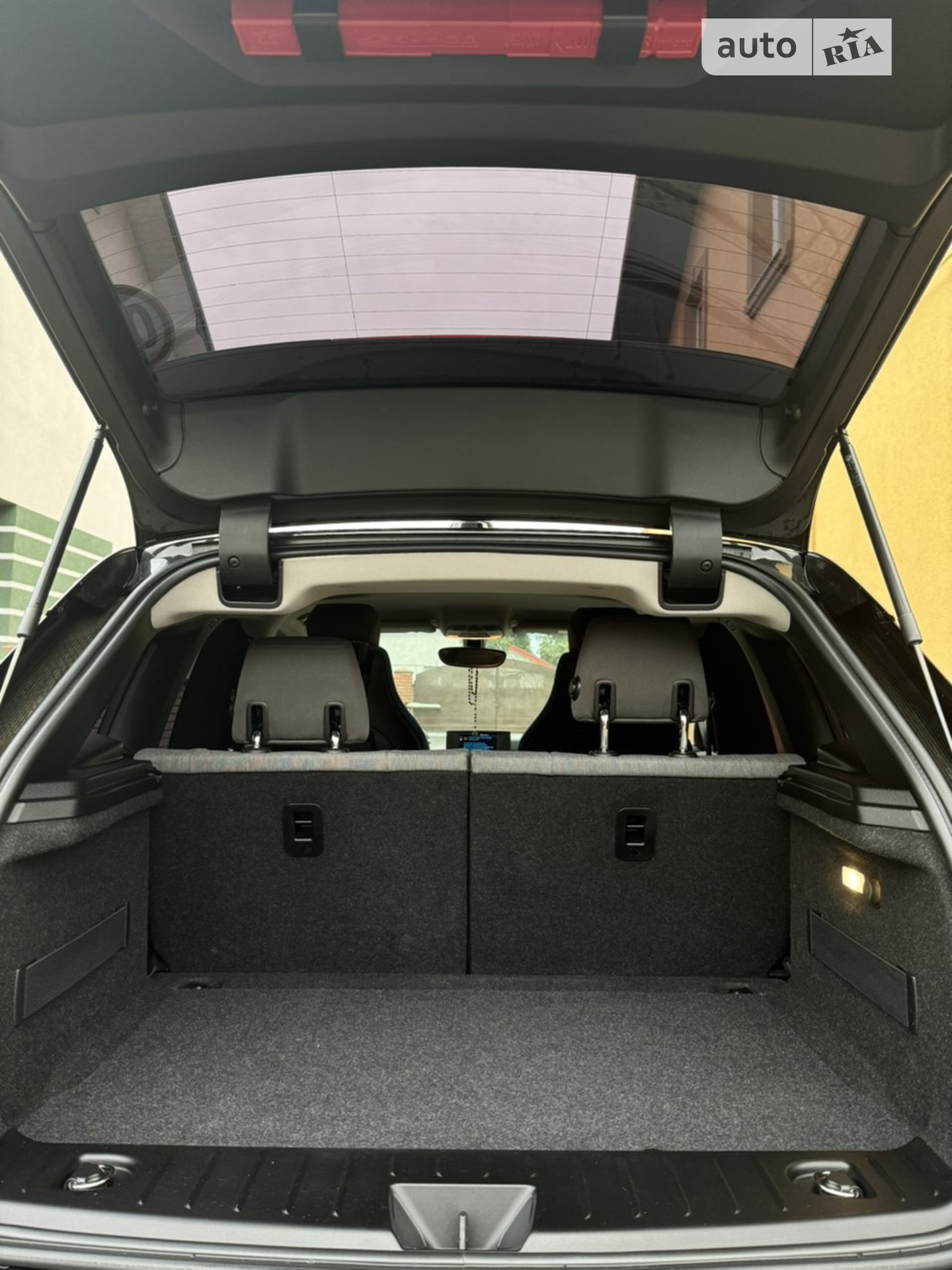 2015 BMW i3 - мініатюра 23