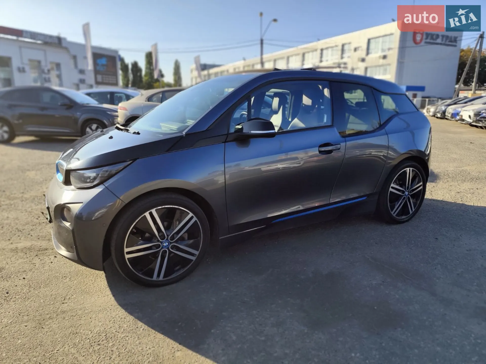 2016 BMW i3 - мініатюра 2