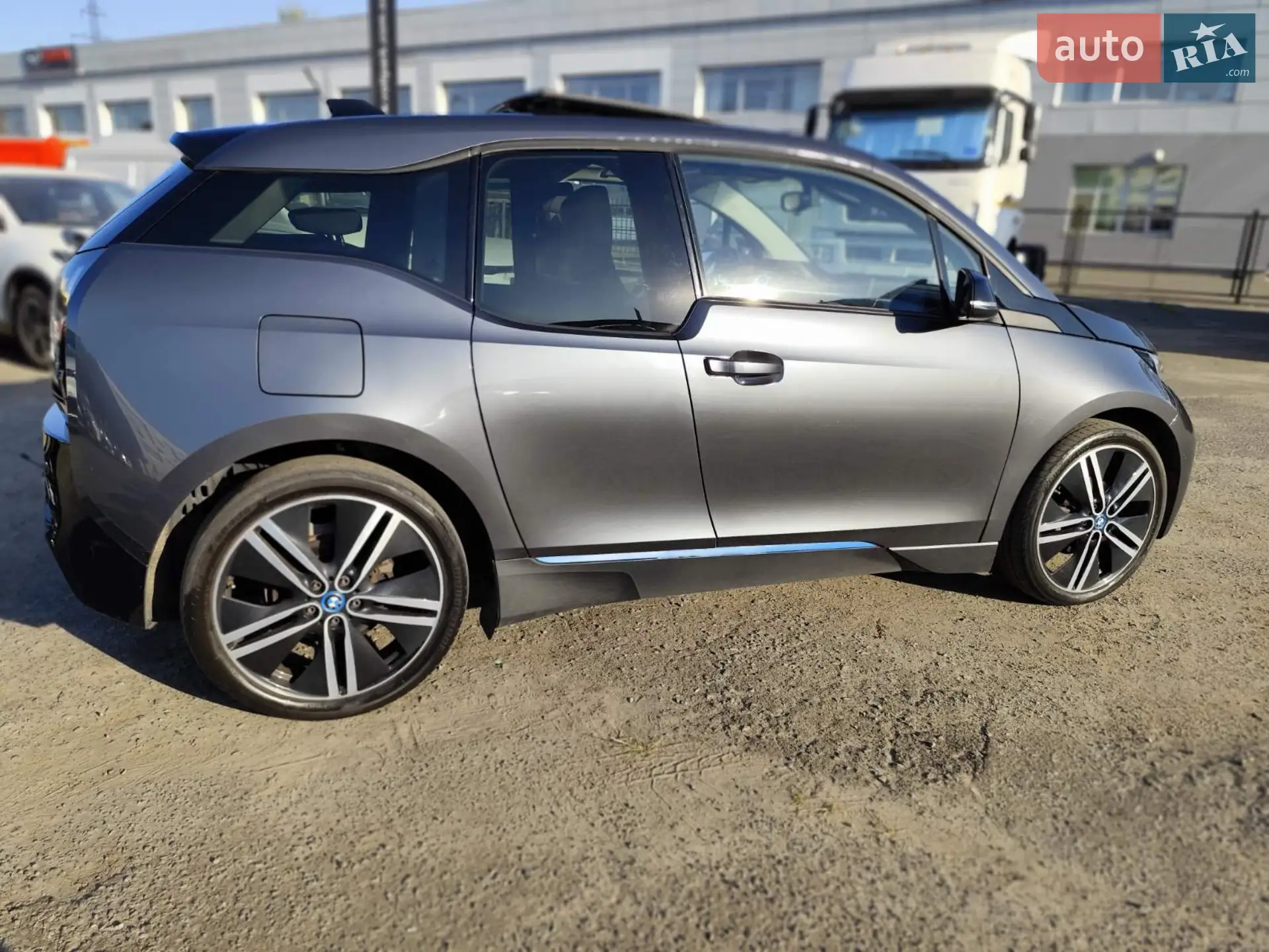 2016 BMW i3 - мініатюра 13