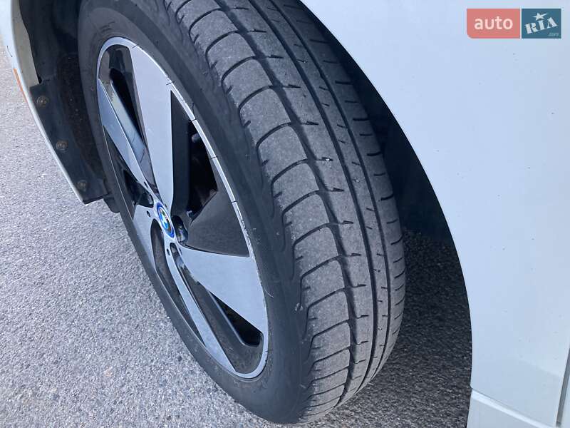 Хэтчбек BMW I3 2014 в Днепре