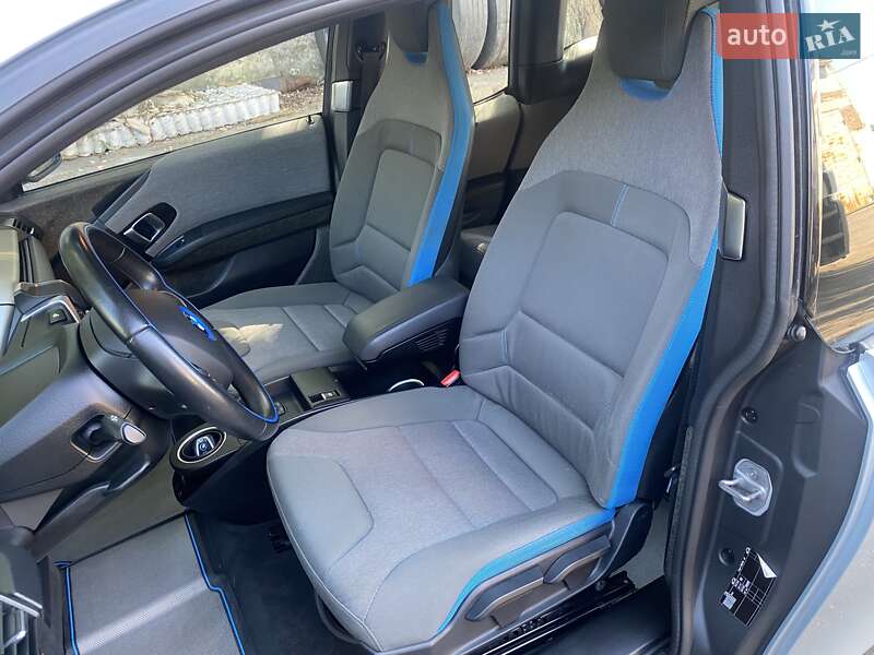 Хэтчбек BMW I3 2015 в Хмельницком