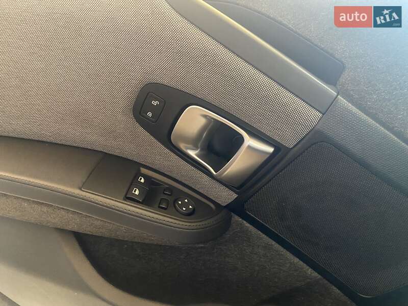 Хэтчбек BMW I3 2015 в Хмельницком